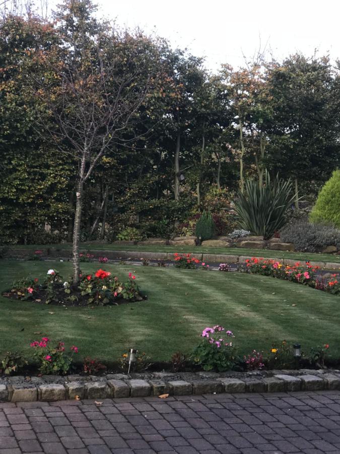 Mickering Barn Bed & Breakfast Aughton ภายนอก รูปภาพ