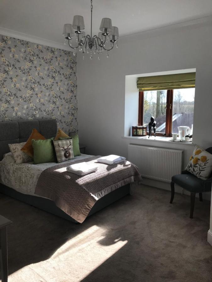 Mickering Barn Bed & Breakfast Aughton ภายนอก รูปภาพ